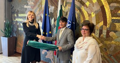 Pakistan, Bulgaria resolve
