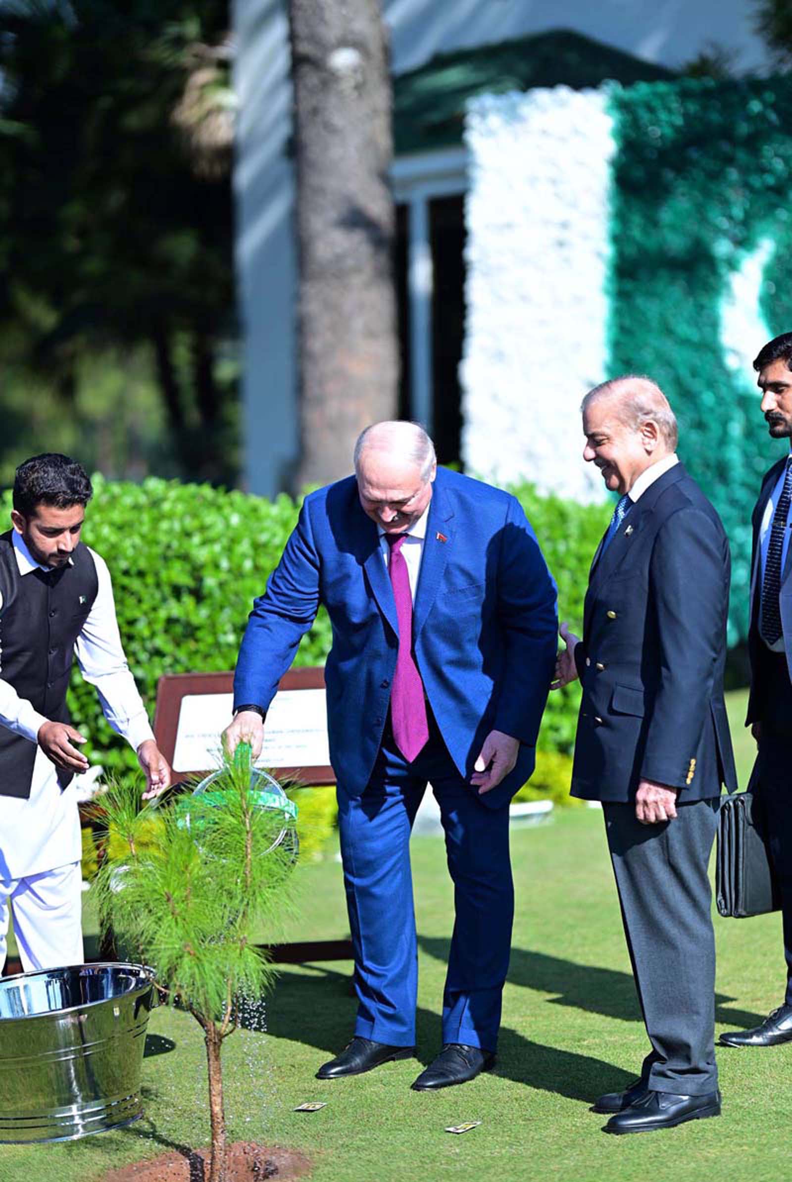 APP55-261124PM-Islamabad