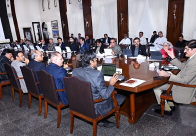 Sindh cabinet approves Rs 33.7b firefighting upgrade, protections for women farm workers