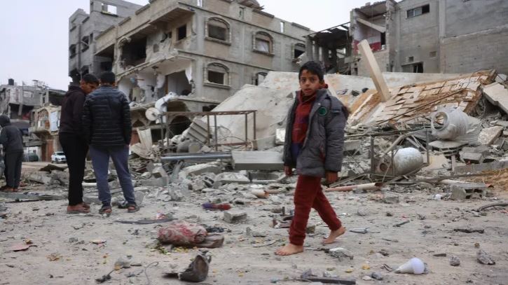 2 Palestinians martyred in Israeli Gaza bombing