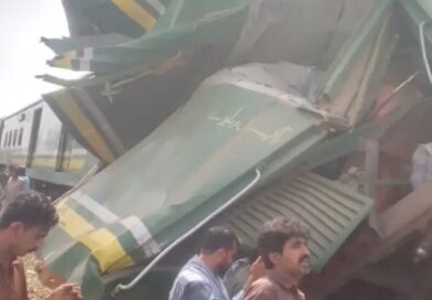 1 dead, 13 injured as Shalimar Express derails in Naushahro Feroze