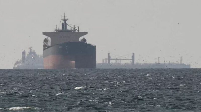 Iran sets giant oil tanker ablaze off Dubai