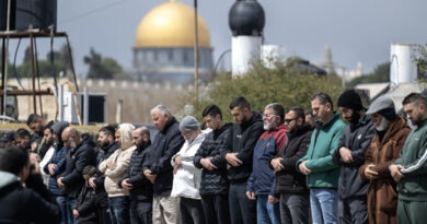 Israel bars Muslims from Friday prayers at Al-Aqsa Mosque for 4th straight week