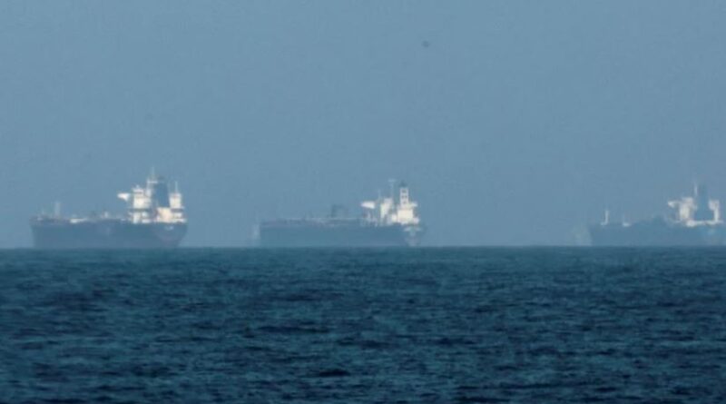 US Navy tells shipping industry Hormuz escorts not possible for now