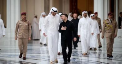 Ukraine’s Zelensky agrees to air defence cooperation with UAE, Qatar on Gulf tour