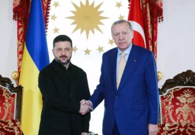 Ukraine’s Zelenskiy in Istanbul for security talks with Erdogan